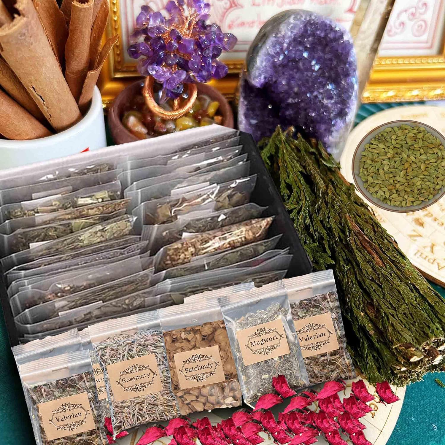 Kit di 60 Erbe per Stregoneria – Erbe Essiccate per Pratiche Esoteriche, Accessori e Strumenti Wicca, Kit Erboristico per Altare, Decorazioni Pagane, Kit di Inizio per Erboristeria